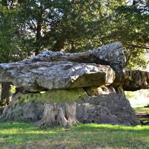Dolmen de La Grotte aux Fées