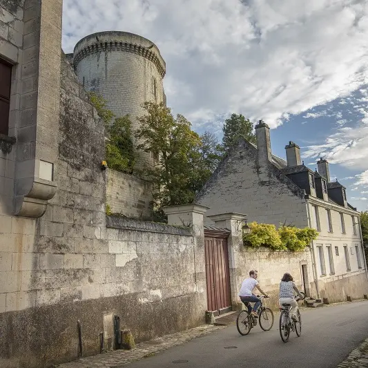Loches cité royale-cyclo-loches-valdeloire