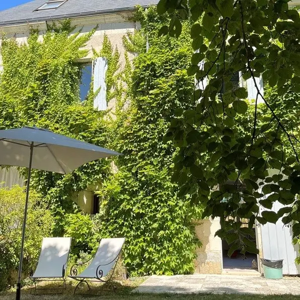 exterieur-gitelesviollieres-bossaysurclaise-valdeloire