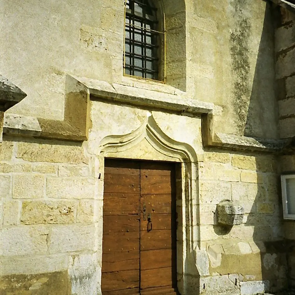 Porte latérale méridionale église Saint Martial de Demigny (71)
