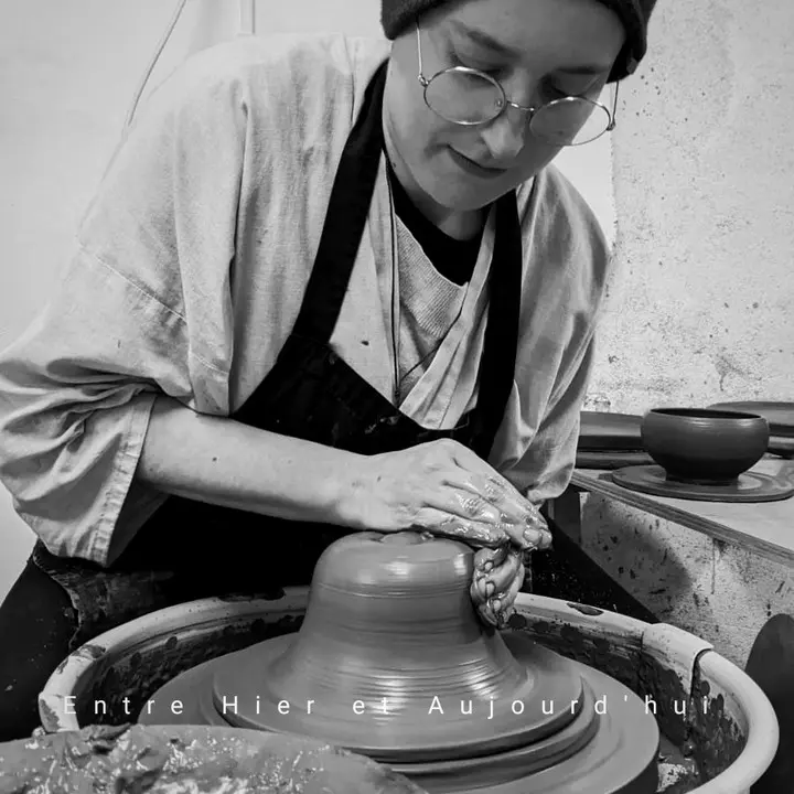 ENTRE HIER ET AUJOURD'HUI