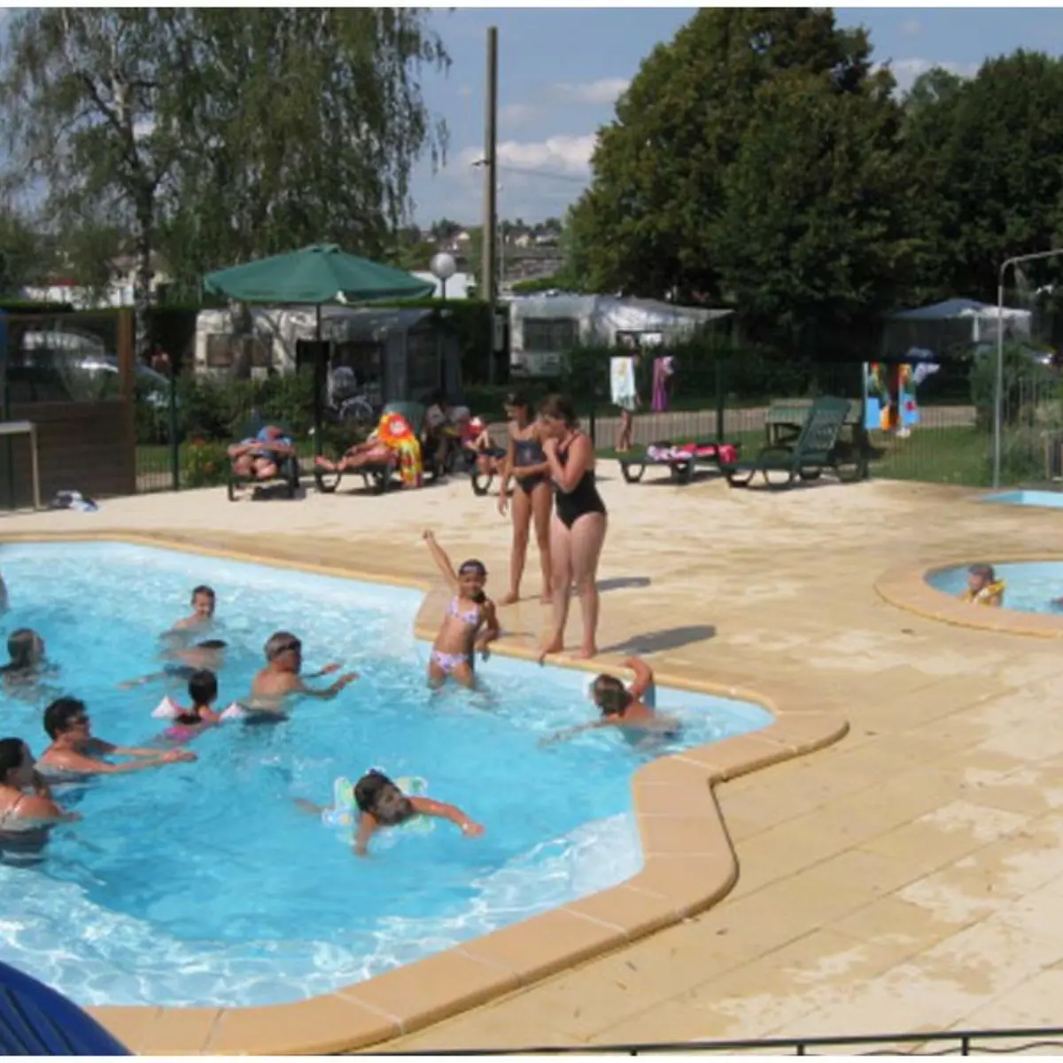 Camping Les Confluents - Migennes