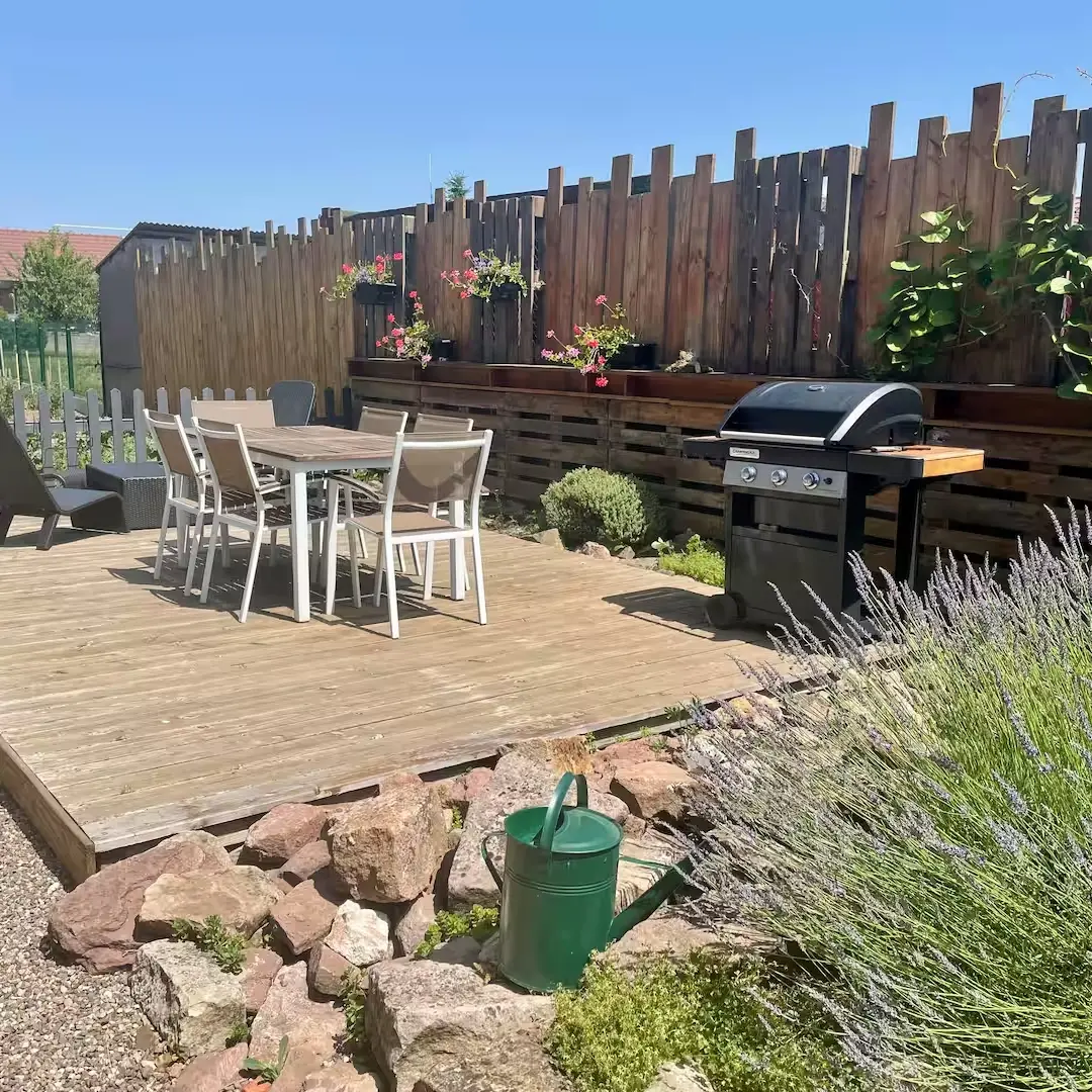 9fd97032-fb08-402e-9662-fde6b5f053dc