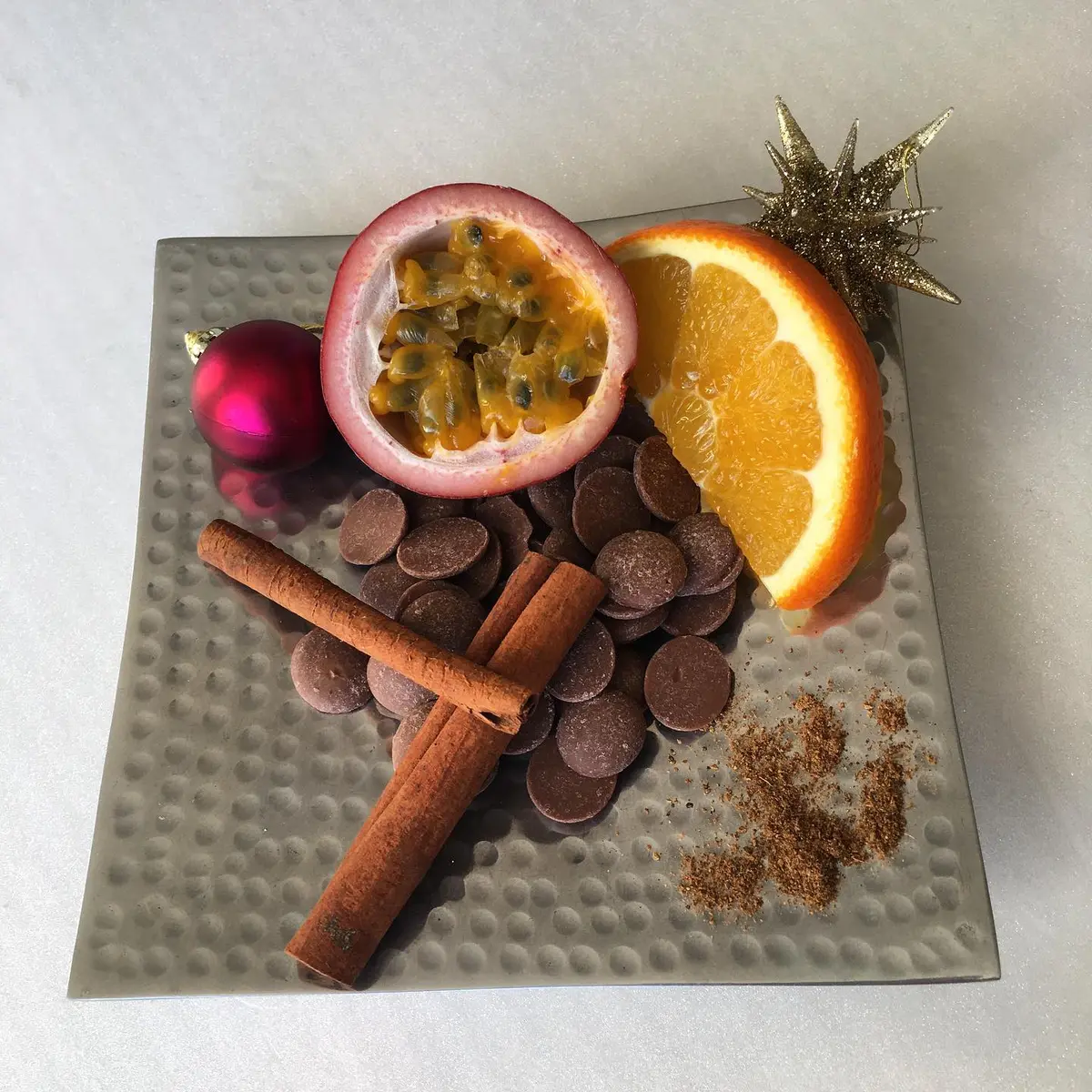 Chalon - L'Atelier Pâtissier - Noël 2020 - Bûche - Dessert - Gourmandise - 2020 (2)
