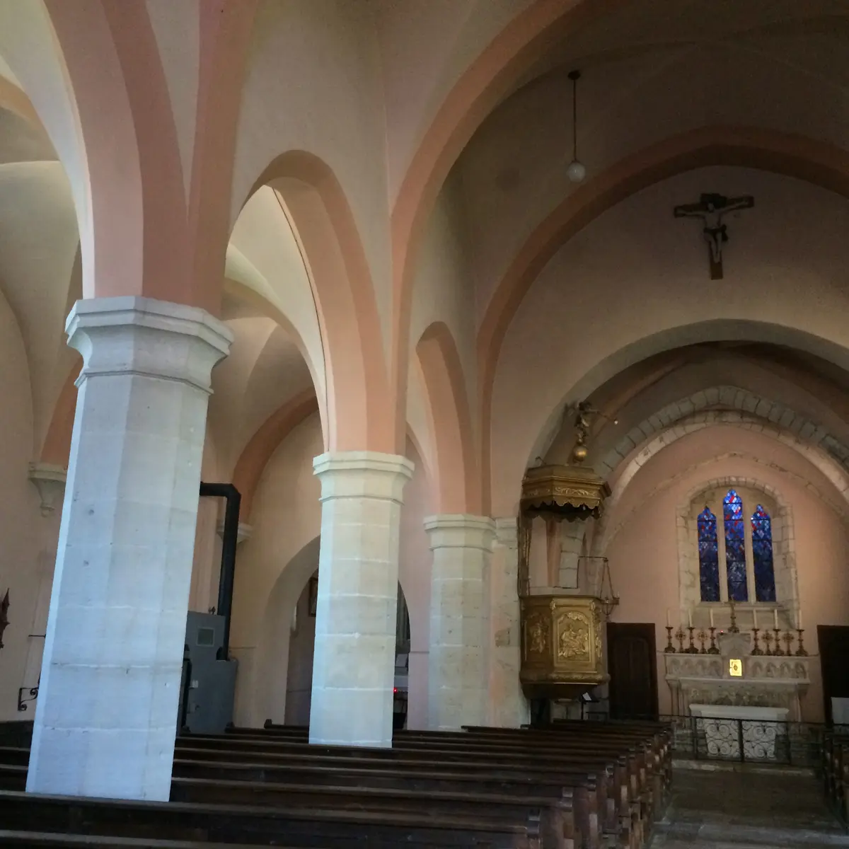Intérieur de l'église