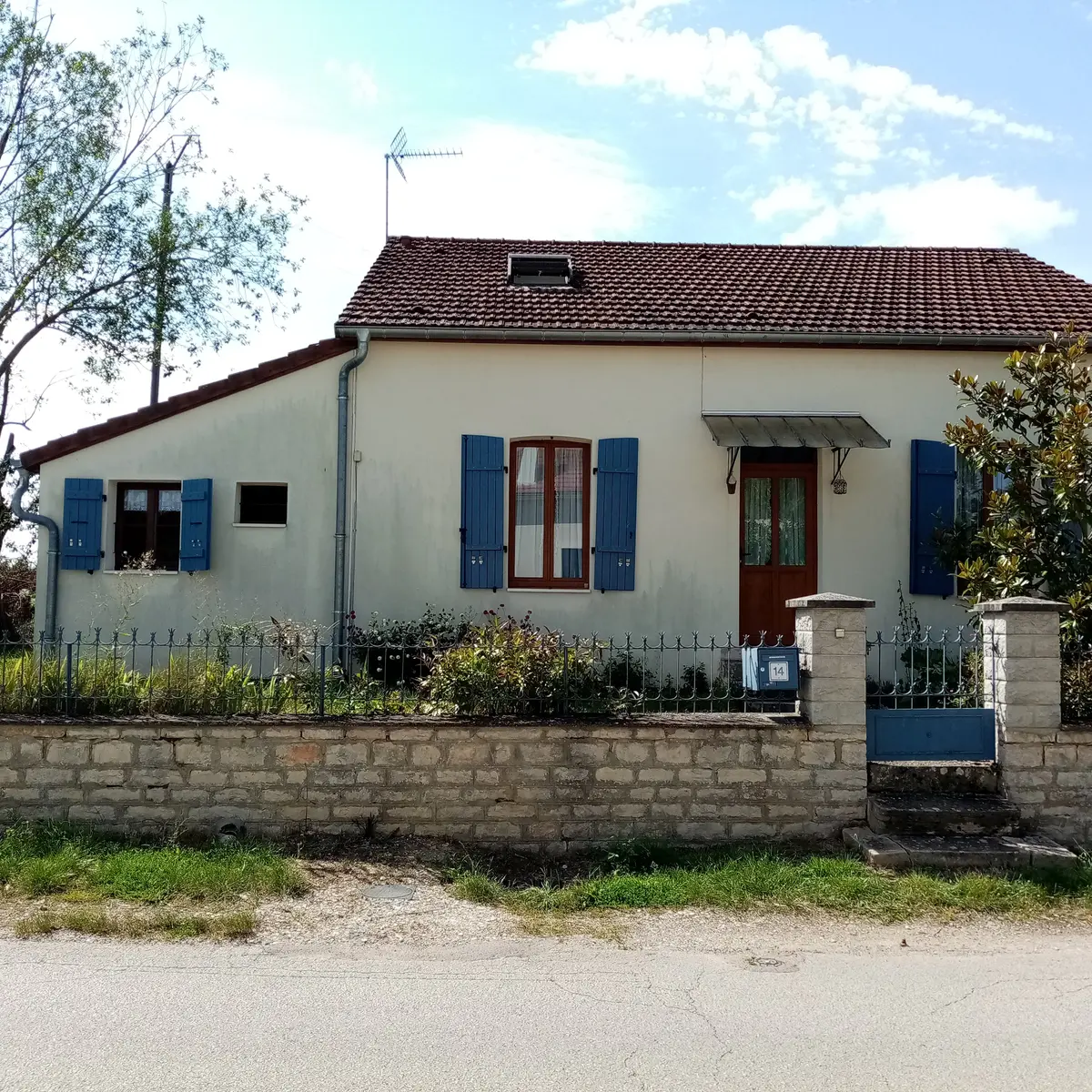 Côté rue