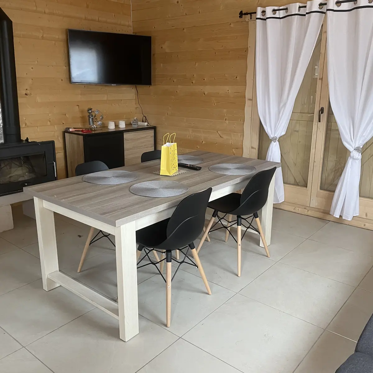 Le Chalet Barges