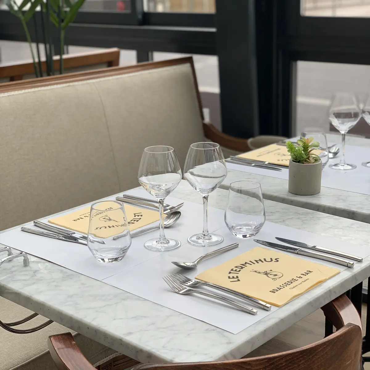 VERANDA BRASSERIE