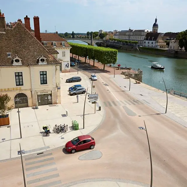Office de Tourisme  Place du Port Villiers