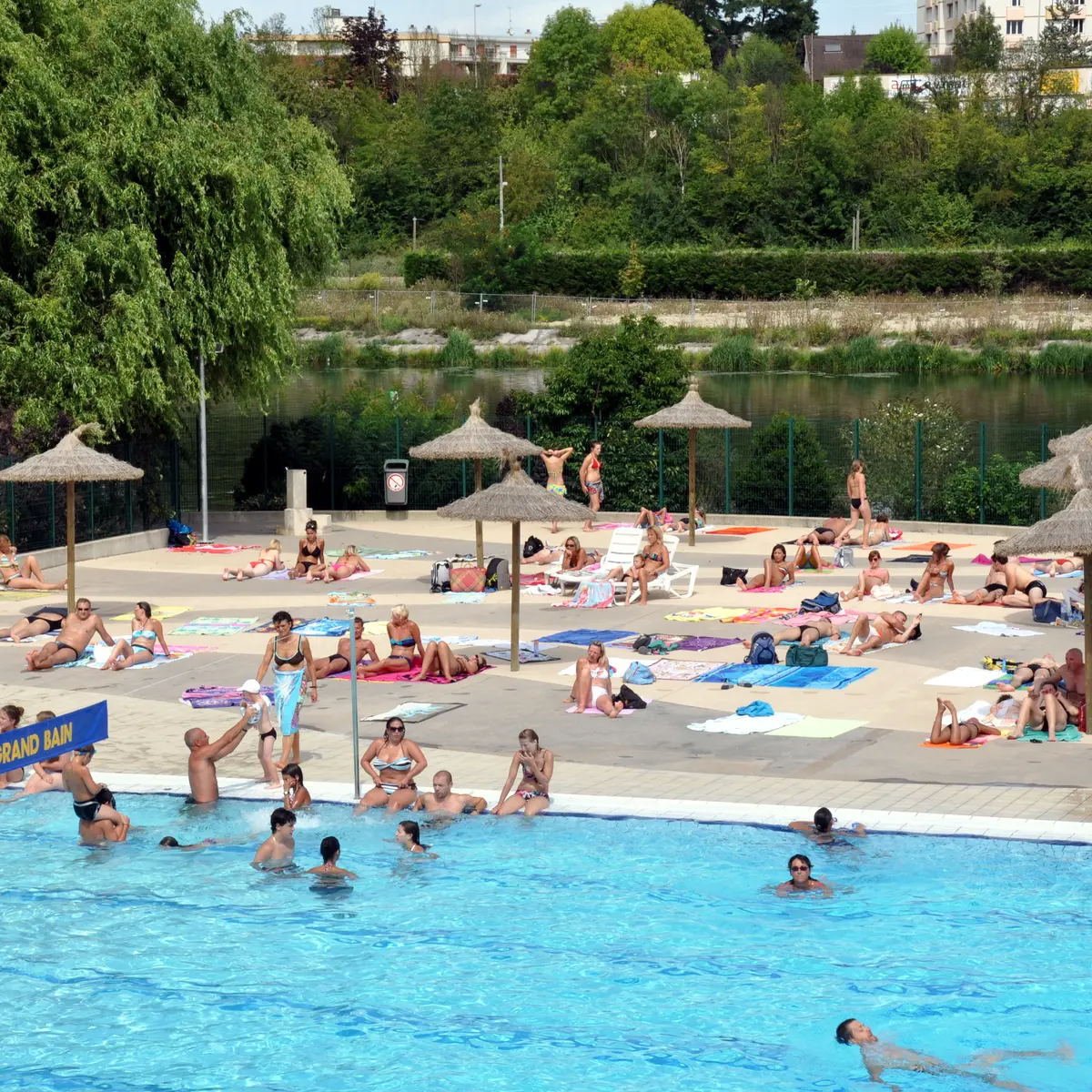 Piscine d'Auxerre © Josette Laliaux (9)