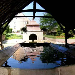 fontaine-lavoir de Fallon
