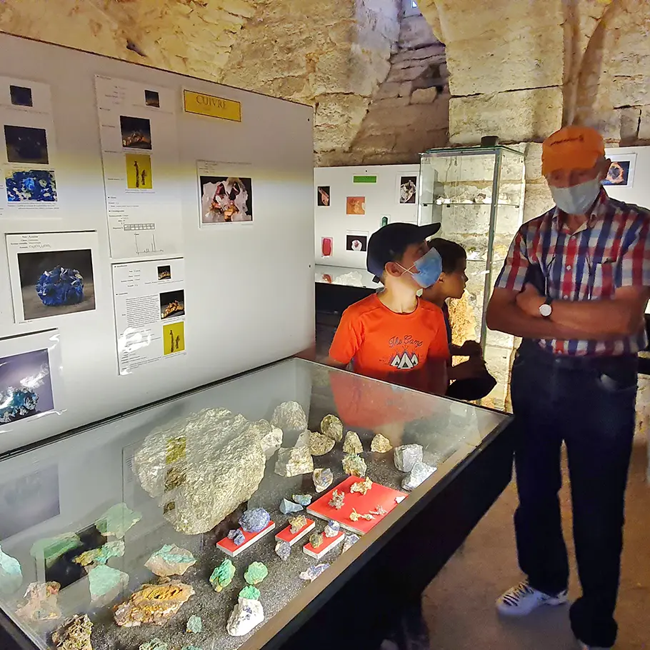 Musée des minéraux suivez le guide 13 08 2020 OT4R 72dpi DD1