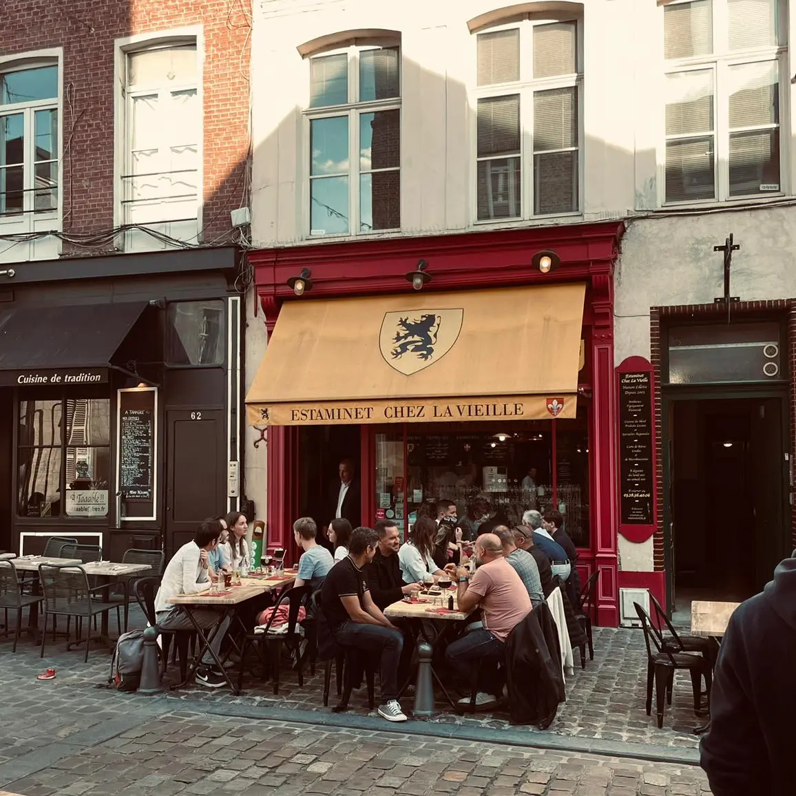 Photo extérieure chez la Vieille - Meeting Guide & Site Internet