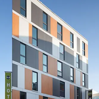 B&B LILLE TOURCOING CENTRE - Façade de l'hôtel