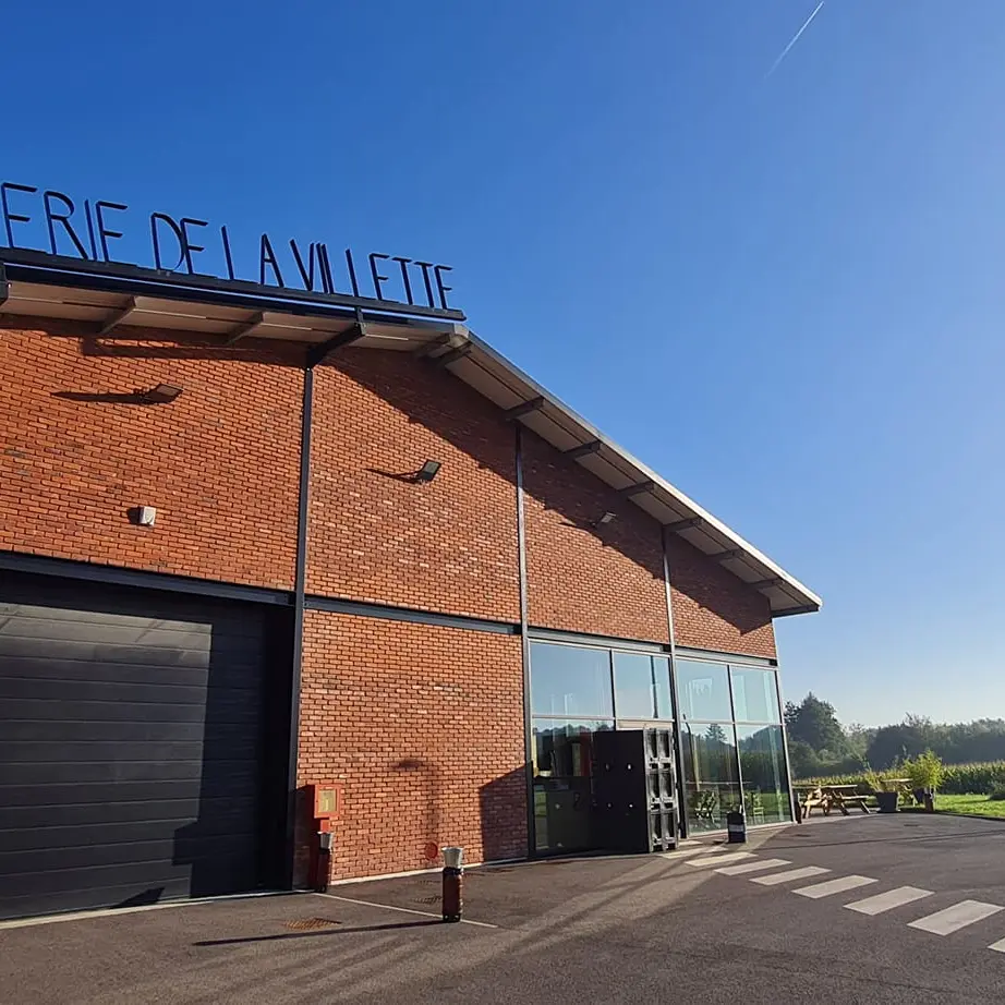 facade-brasserie-la-villette-saultain
