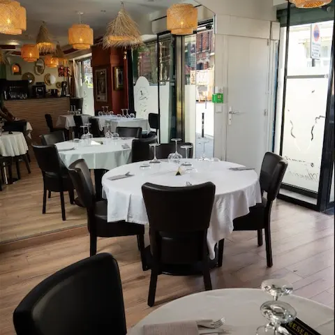interieur-marmite-annick-restaurant-valenciennes-01
