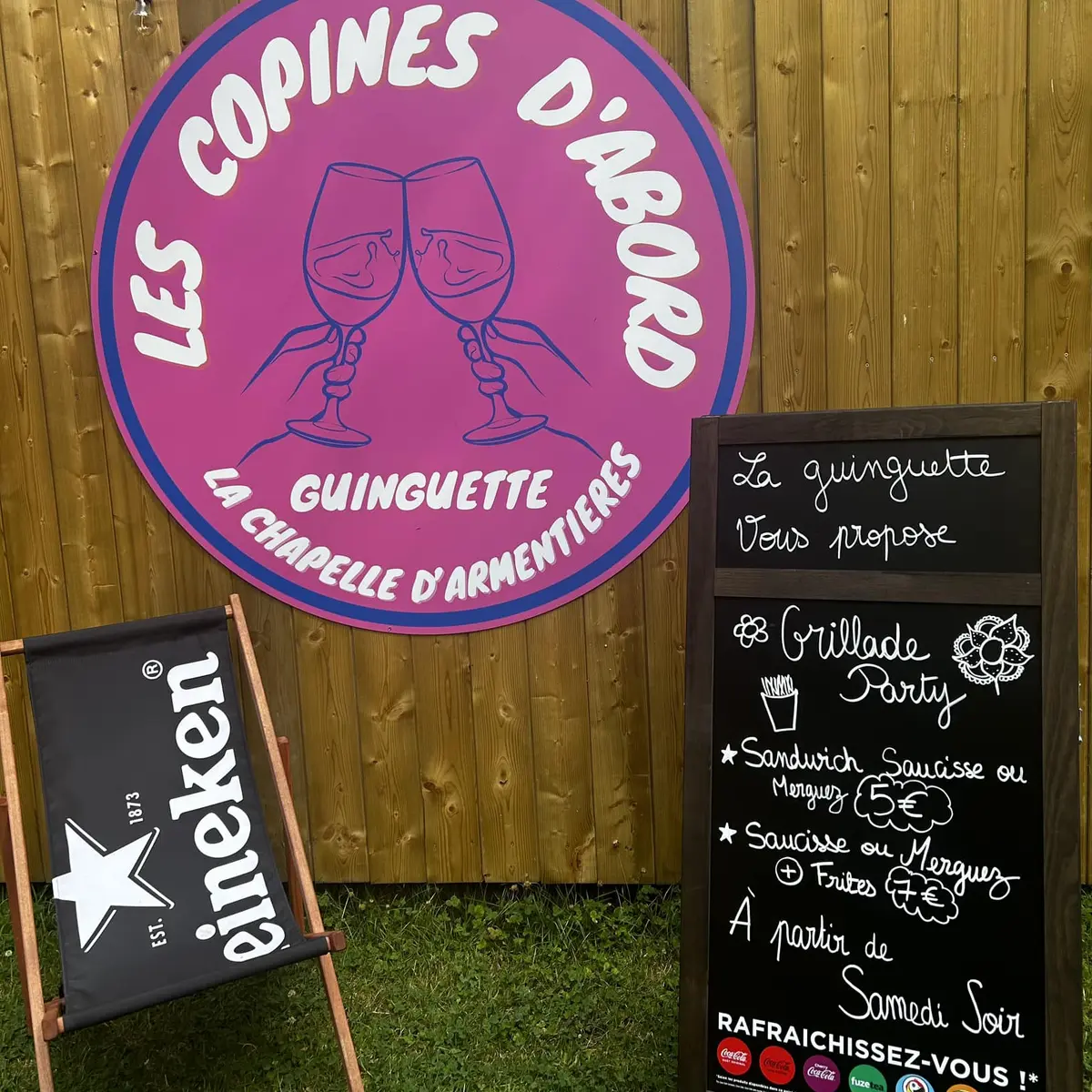 les copines d_abord logo