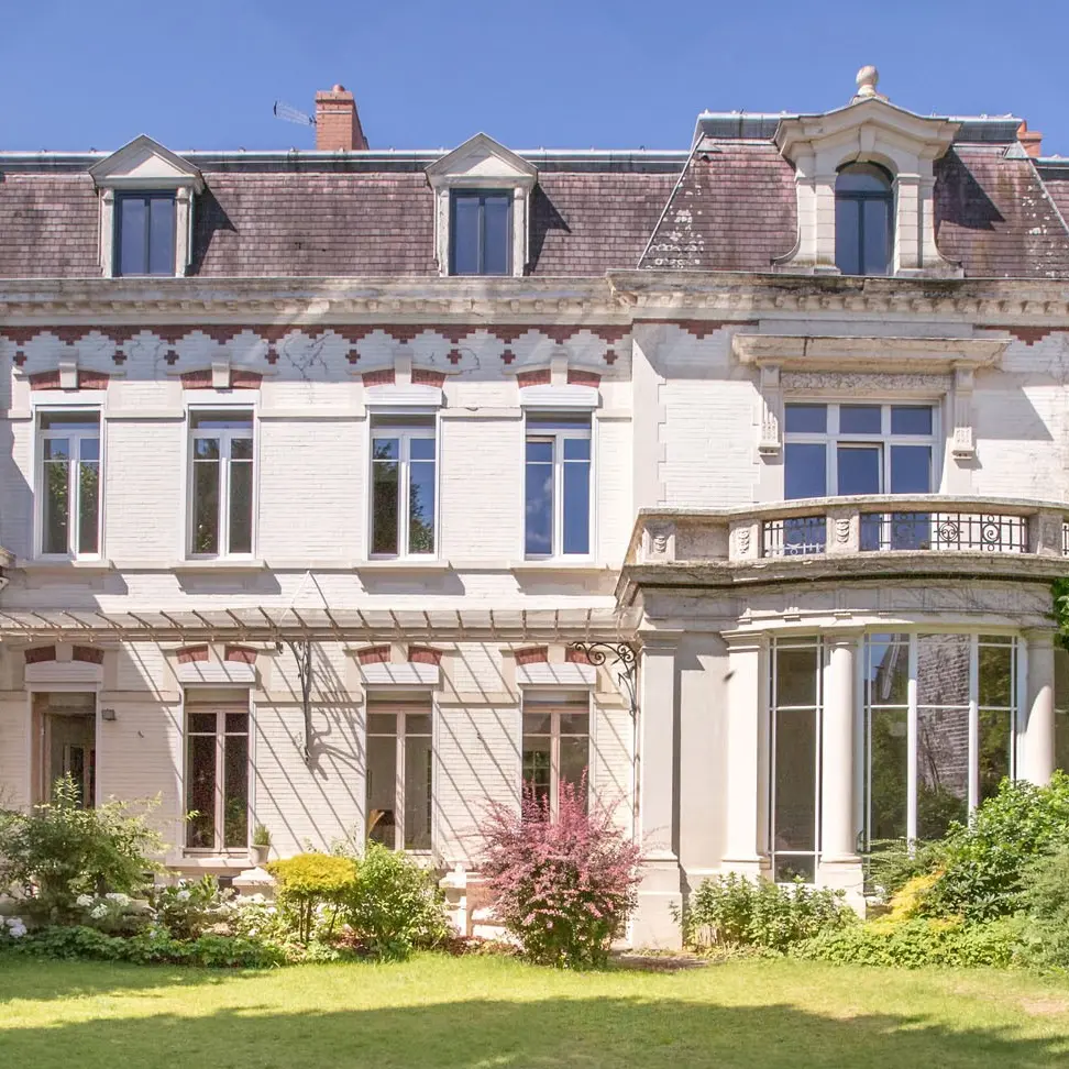 119-valenciennes-exterieur-hotel