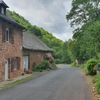 Village de Villecomtal