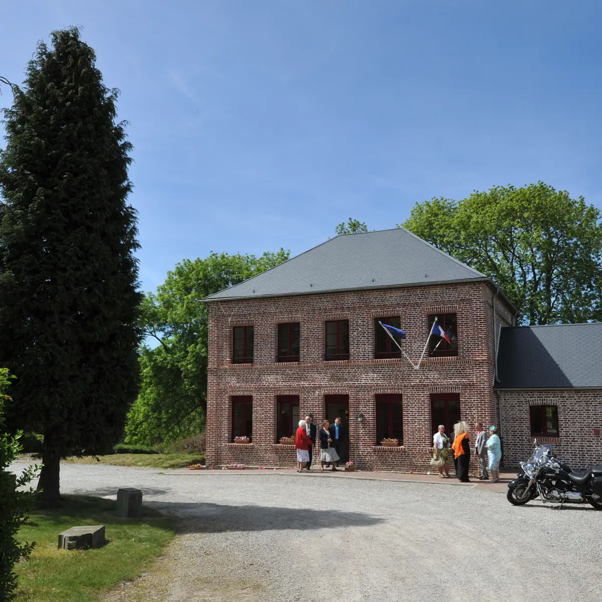 Mairie 2010 QUIESTEDE © Photo Carl - Office de Tourisme de la Région de Saint-Omer