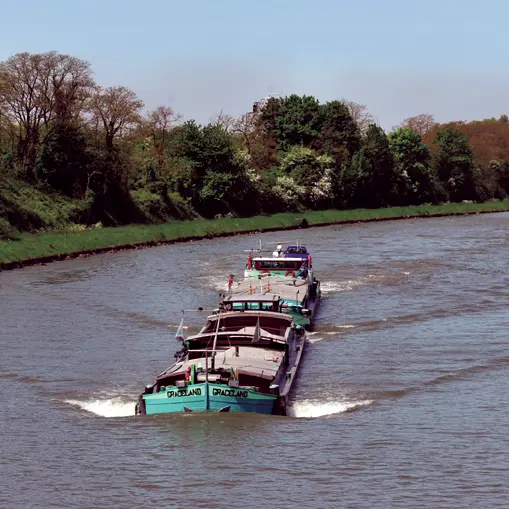 Canal de Neuffossé Péniches 2010 WARDRECQUES