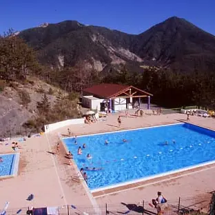 Piscine Municipale de Veynes vue des Egarets