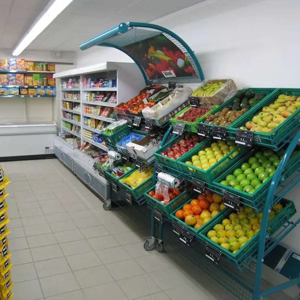 Rayon fruits et légumes supérette Bisanne 1500