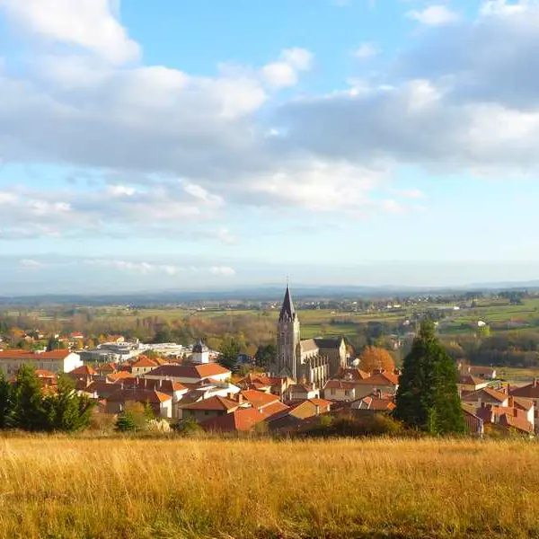 Vue d'ensemble avec l'église