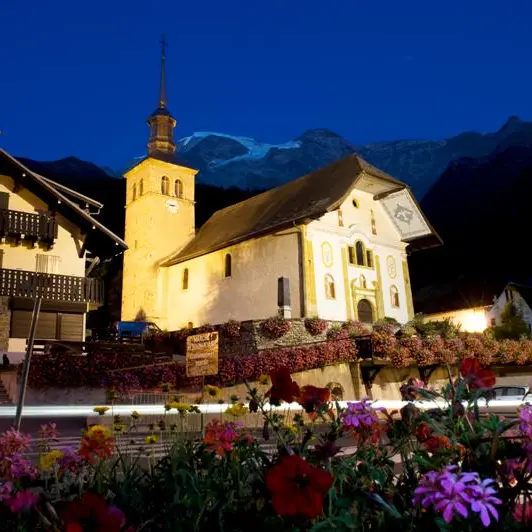 Eglise Sainte-Trinité-nuit