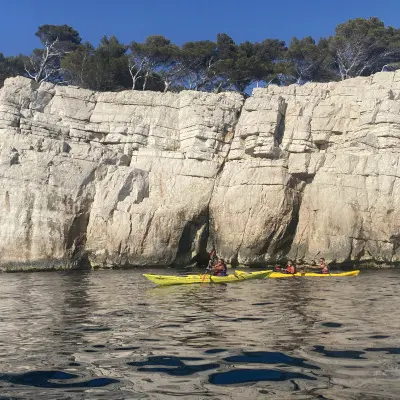 Sortie encadrée journée kayak - Calanques de Cassis