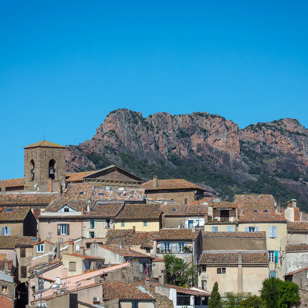 Le Castrum_Roquebrune-sur-Argens