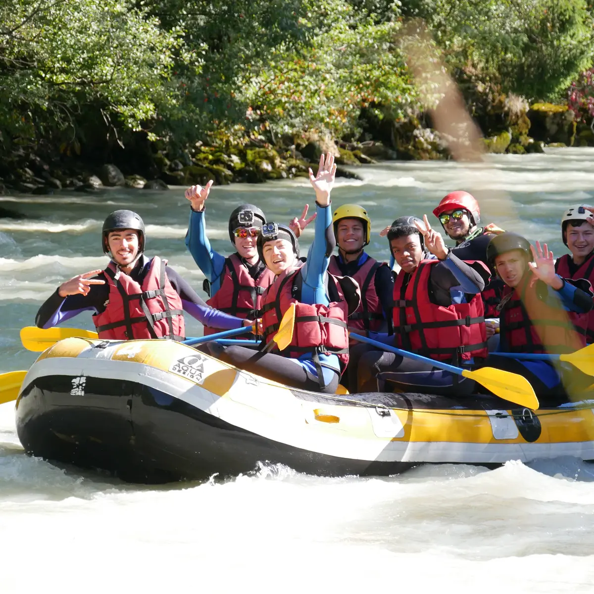 Evolution2-Chamonix-Rafting action