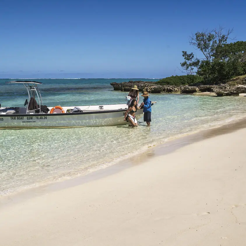 Water taxi to Green Island - Bourail