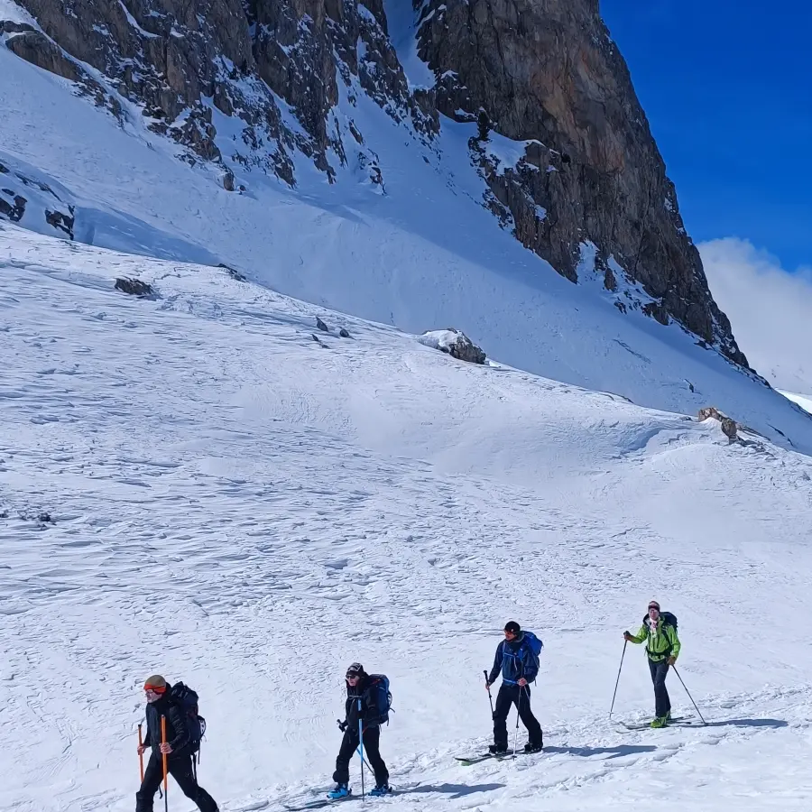 Ski de randonnée avec Alain Tallaron_Val-des-Prés
