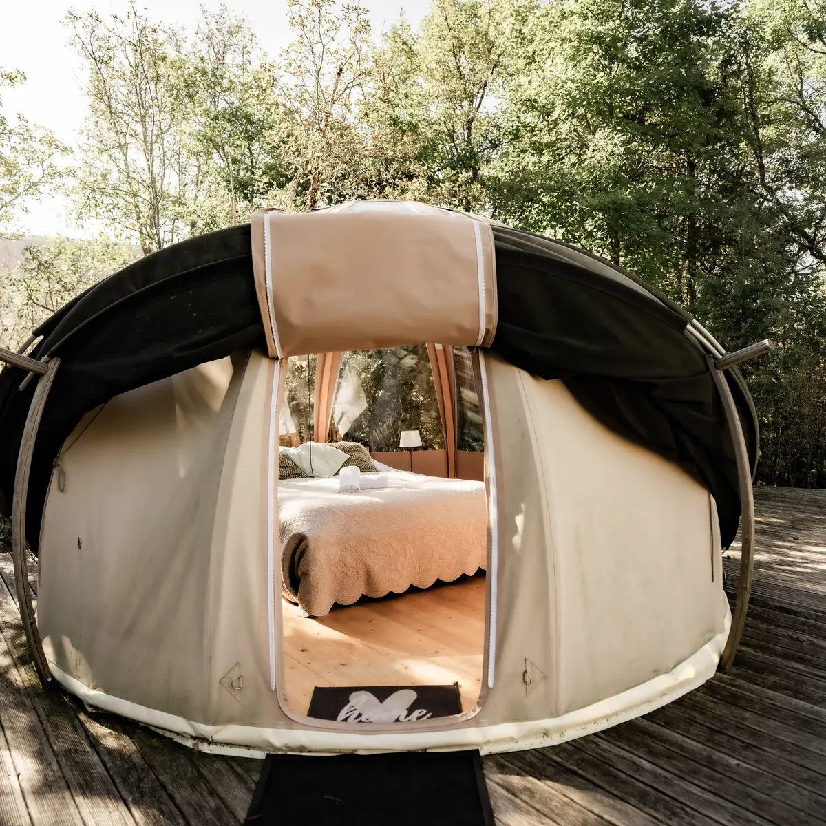 Duo : Wigwam et Dodôme étoilé des Géorennes_Champfromier