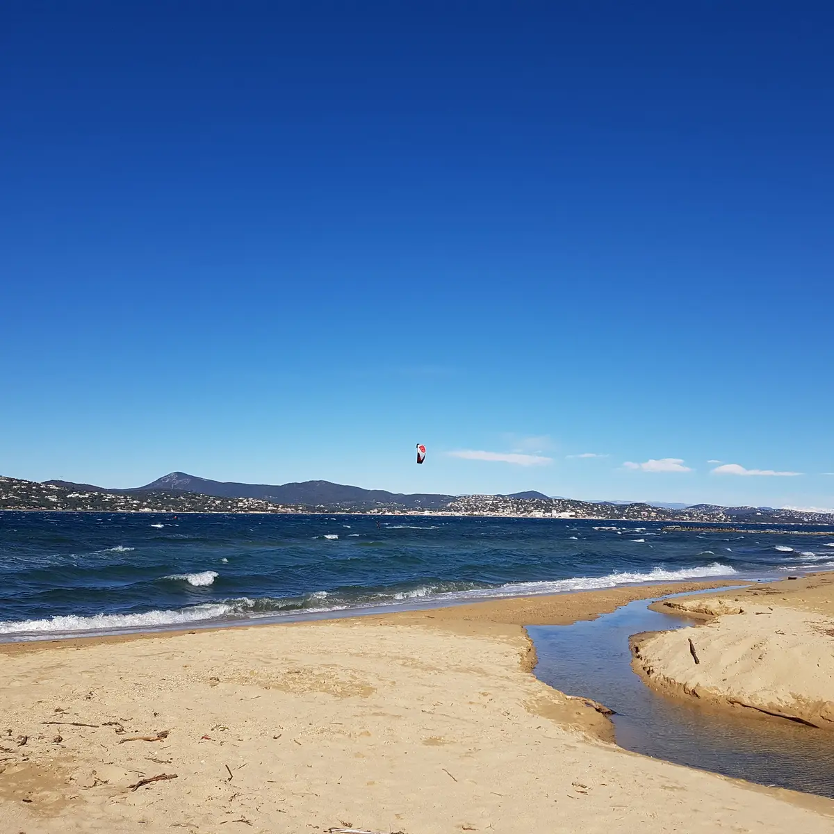 Plage de la Bouillabaisse à Gassin - https://gassin.eu