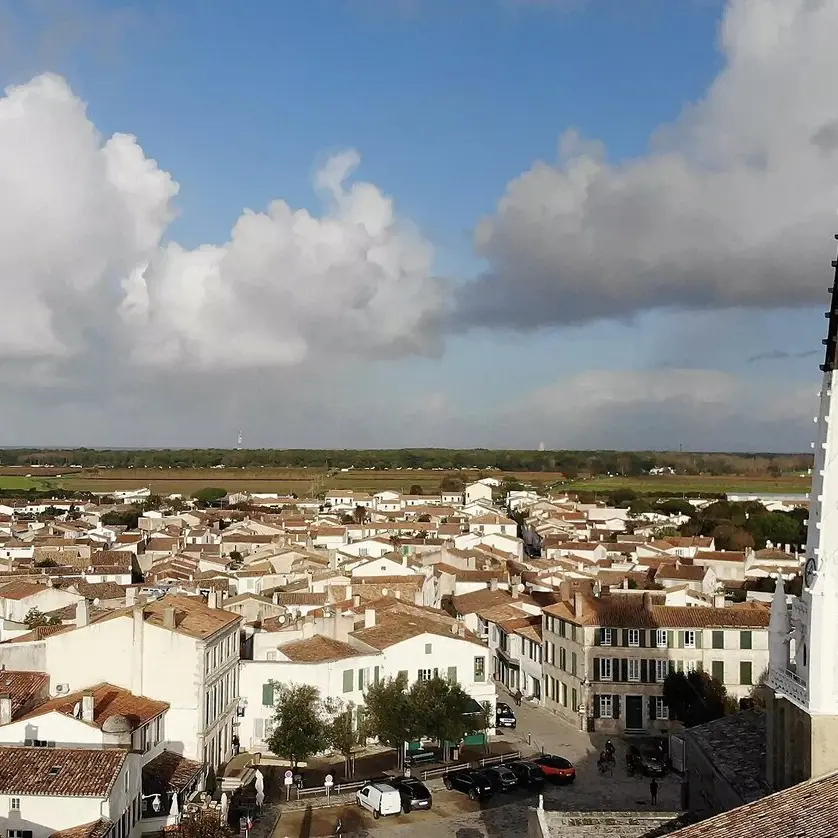 Campanario con vistas a Ars-en-Ré