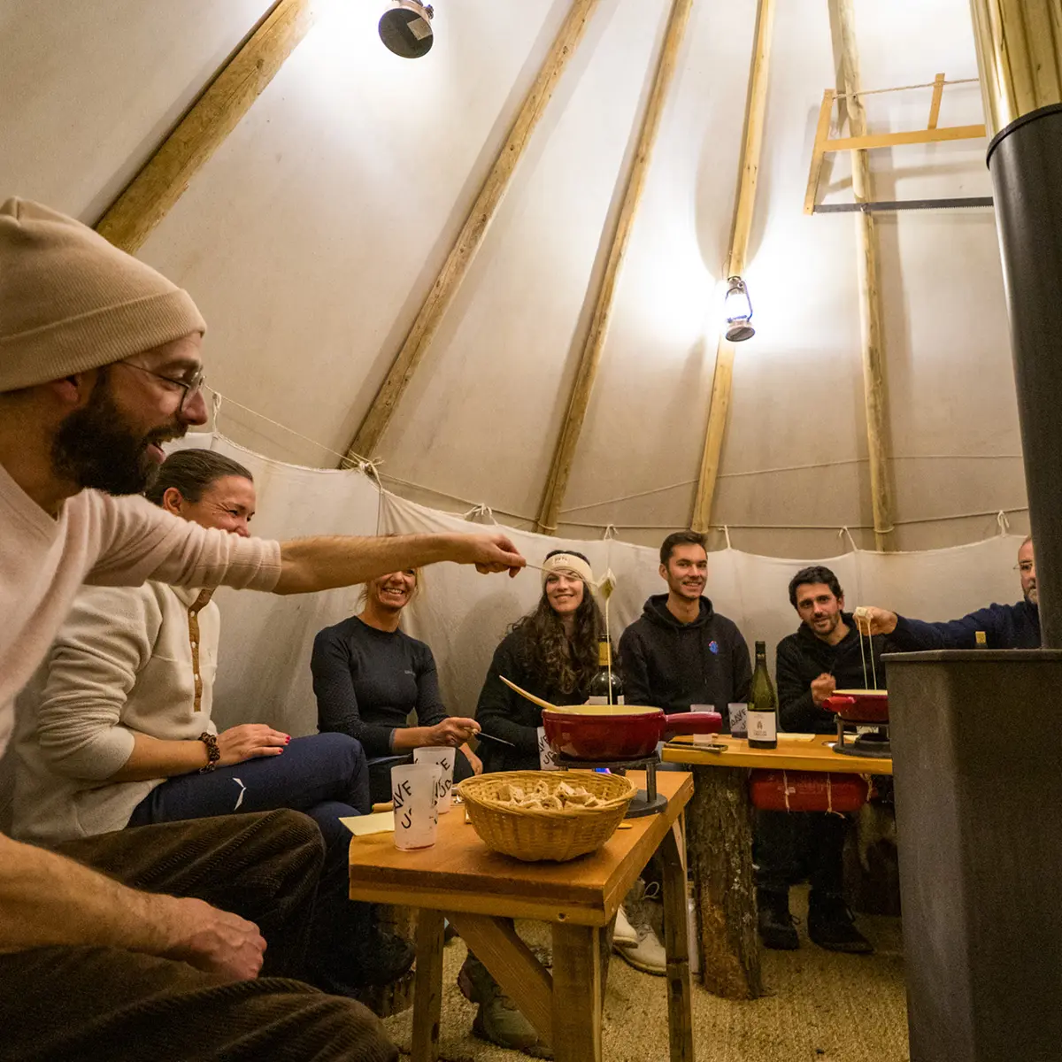Soirée fondue sous tipi