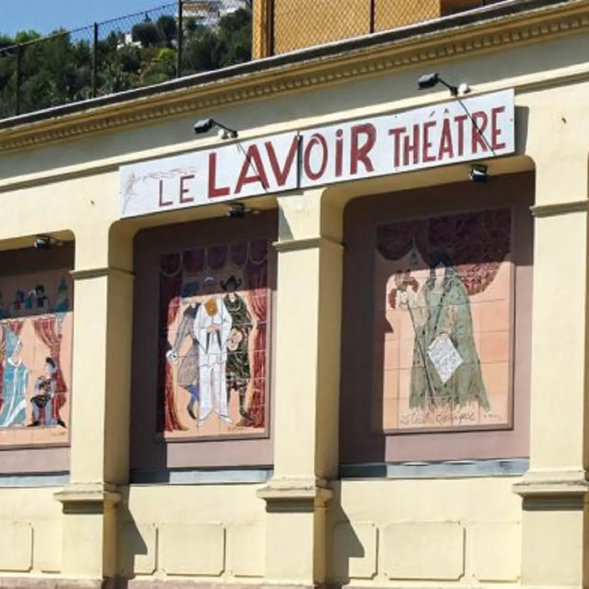 Façade du Lavoir Théâtre de Menton