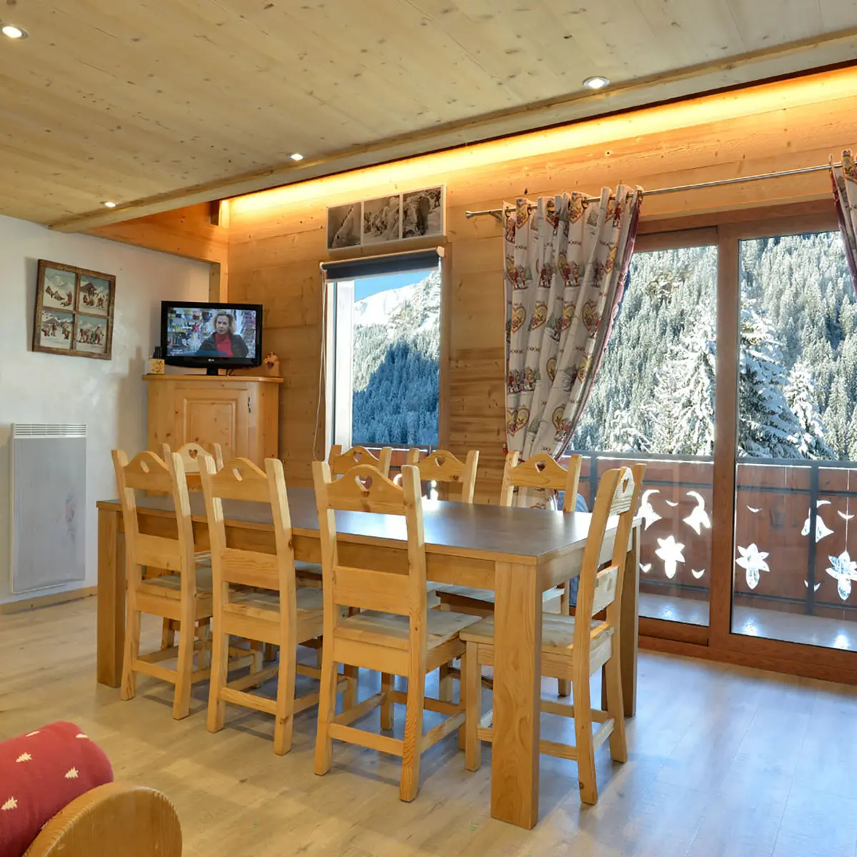 Salon - Epicéa n°3_Châtel