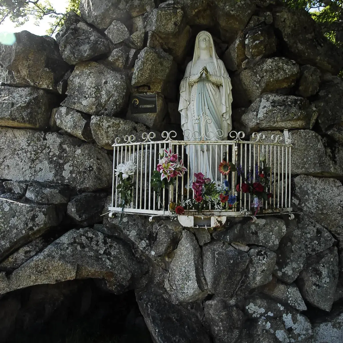 Grotte de l'Immaculée à la Terrasse