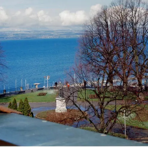 La vue sur le Léman depuis les balcons