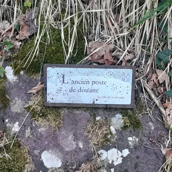 panneau ancien poste douane