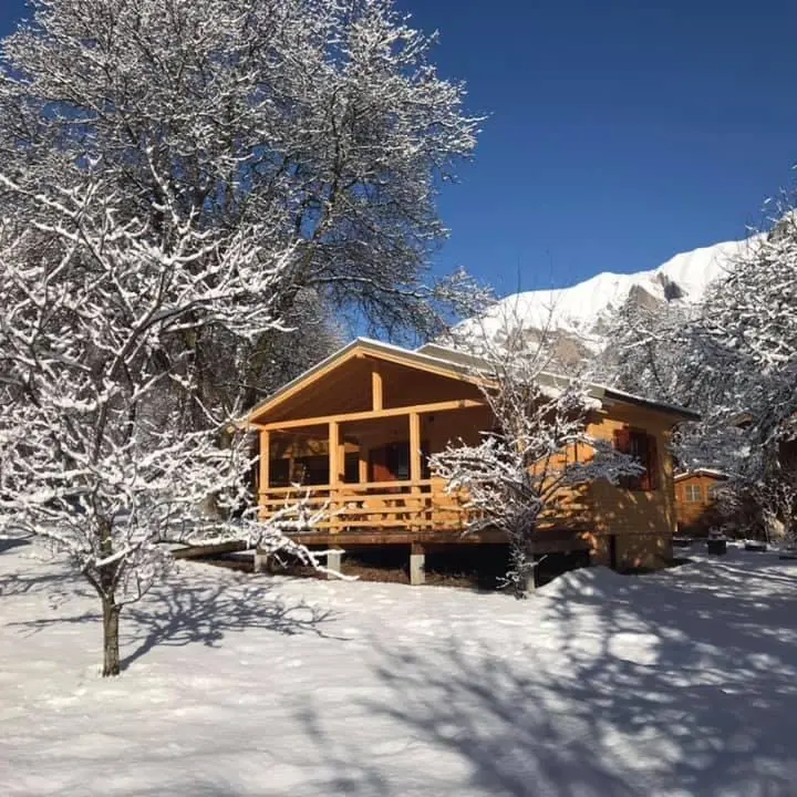 Camping Hôtel de plein air Les Cariamas CHÂTEAUROUX-LES-ALPES