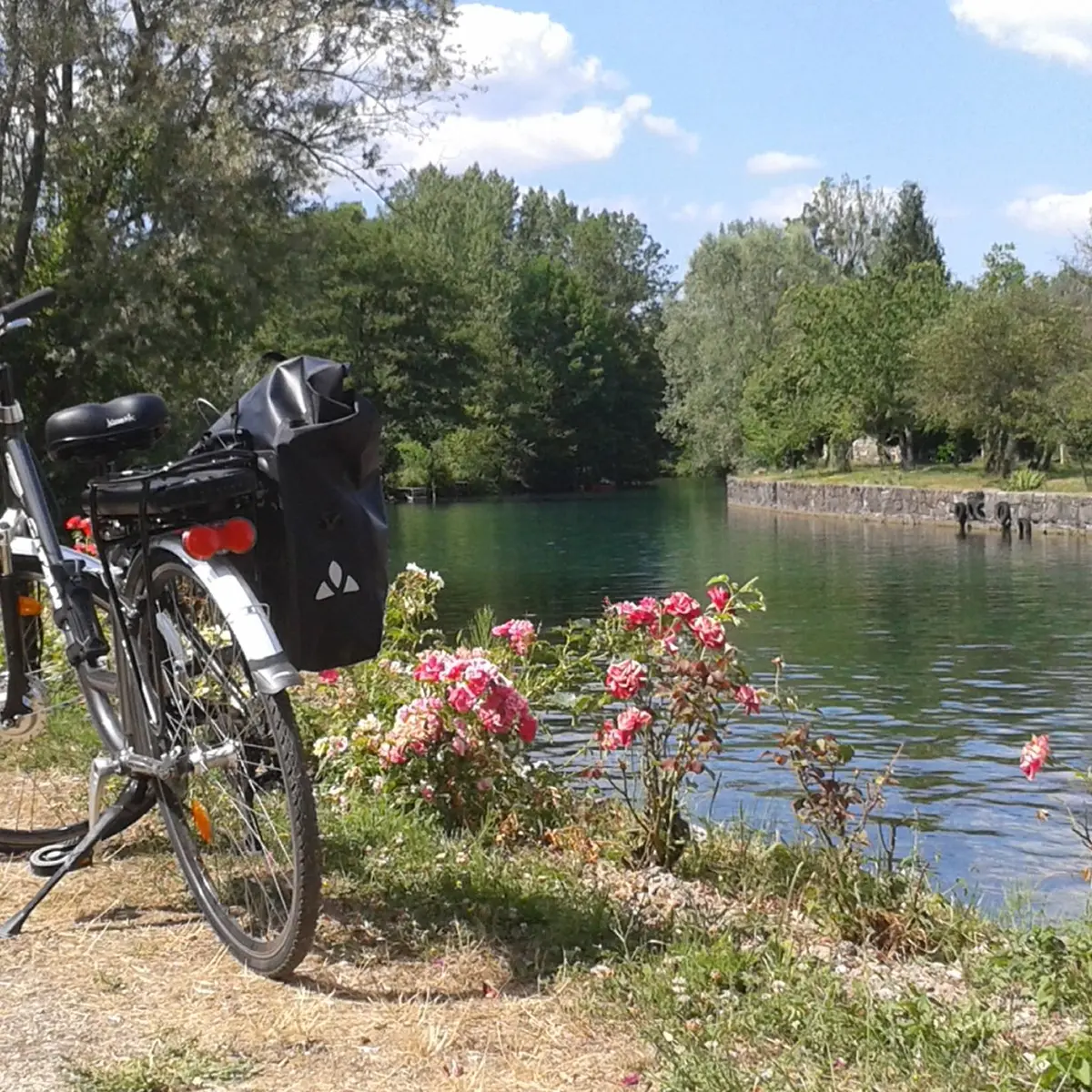 locationvelo-aixlesbainsrivieradesalpes