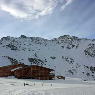 Refuge Agnel