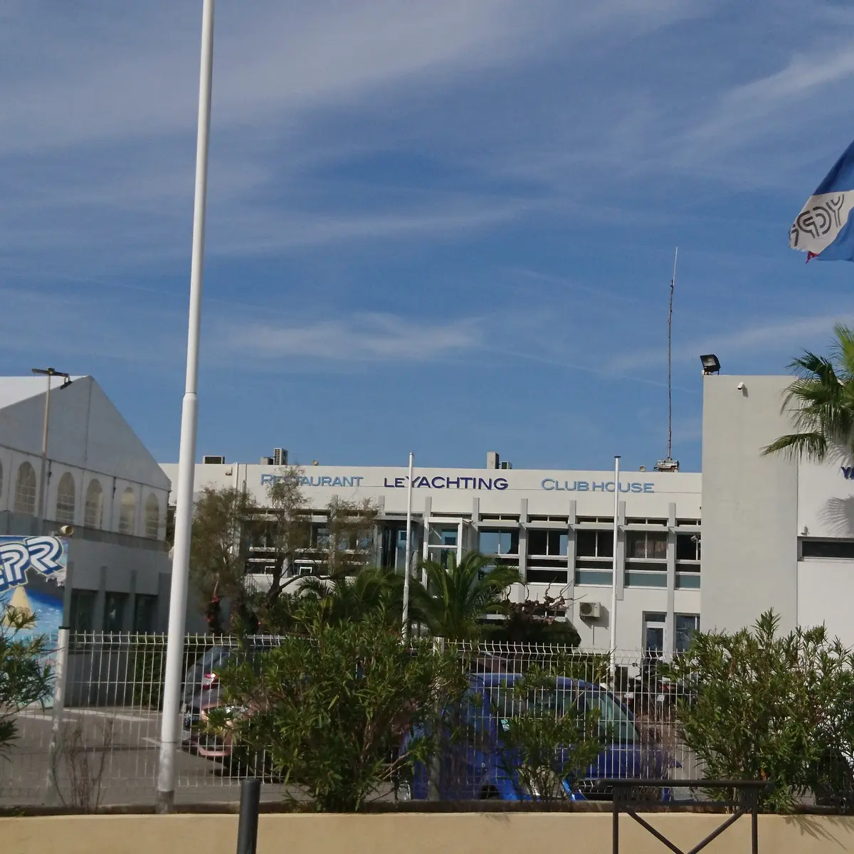 Façade