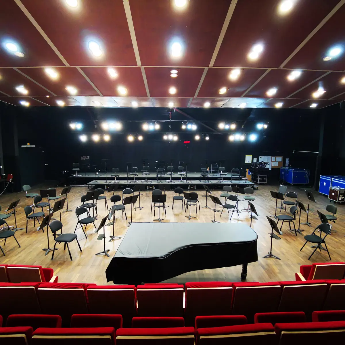 Auditorium les Arlucs_Cannes - La Bocca