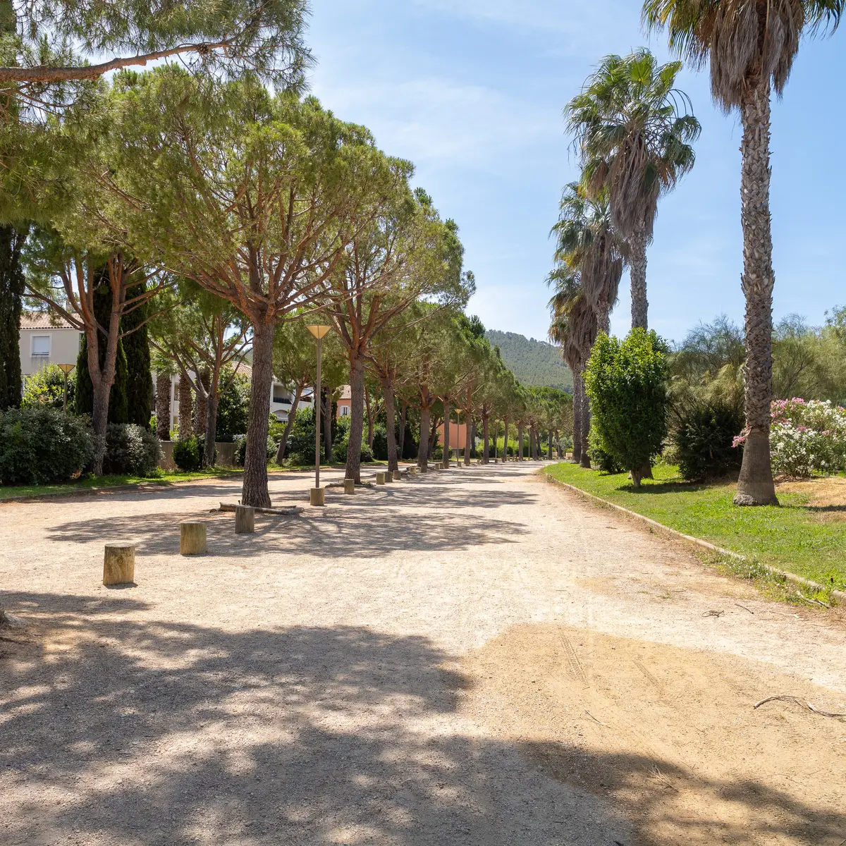 Terrain de pétanque de  la Rambla_Saint-Cyr-sur-MerTerrain de pétanque de  la Rambla_Saint-Cyr-sur-Mer