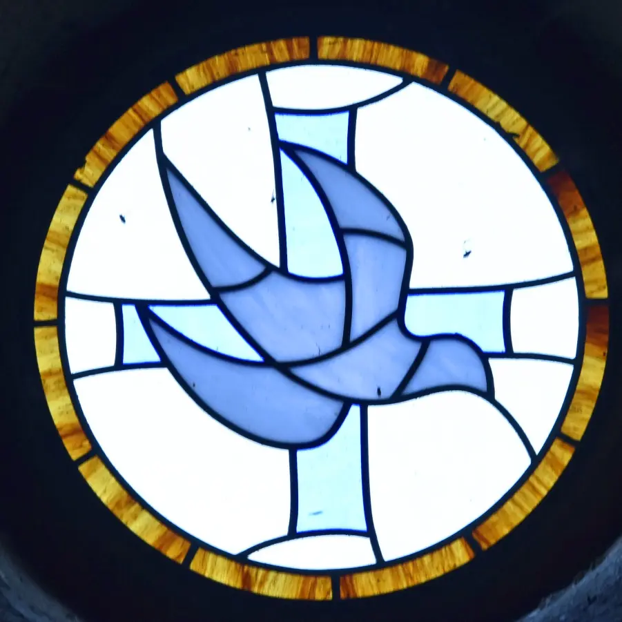 Vitrail du St Esprit